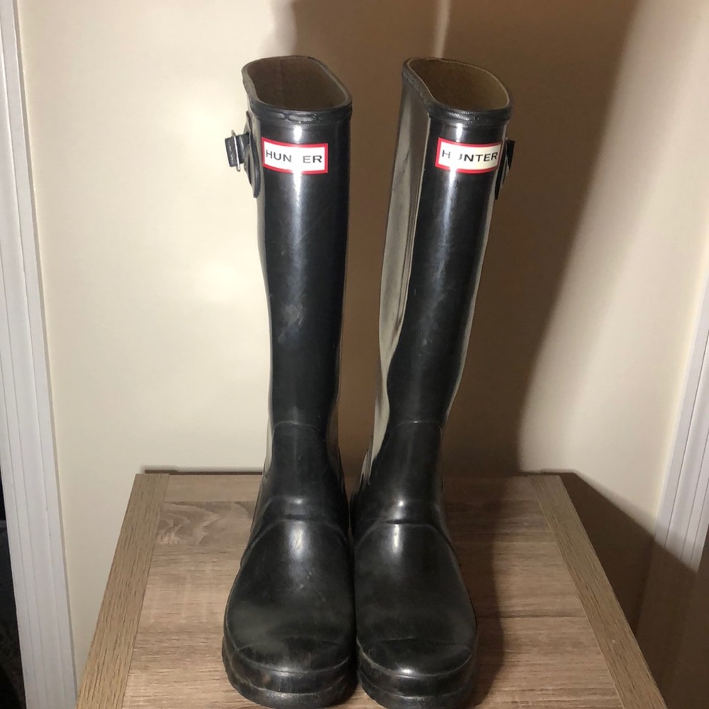 Hunter Tall Rain boots - size 6